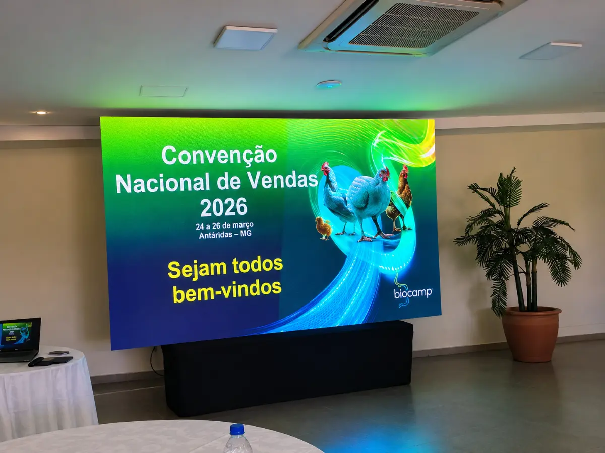 Painel de LED em convenção empresarial